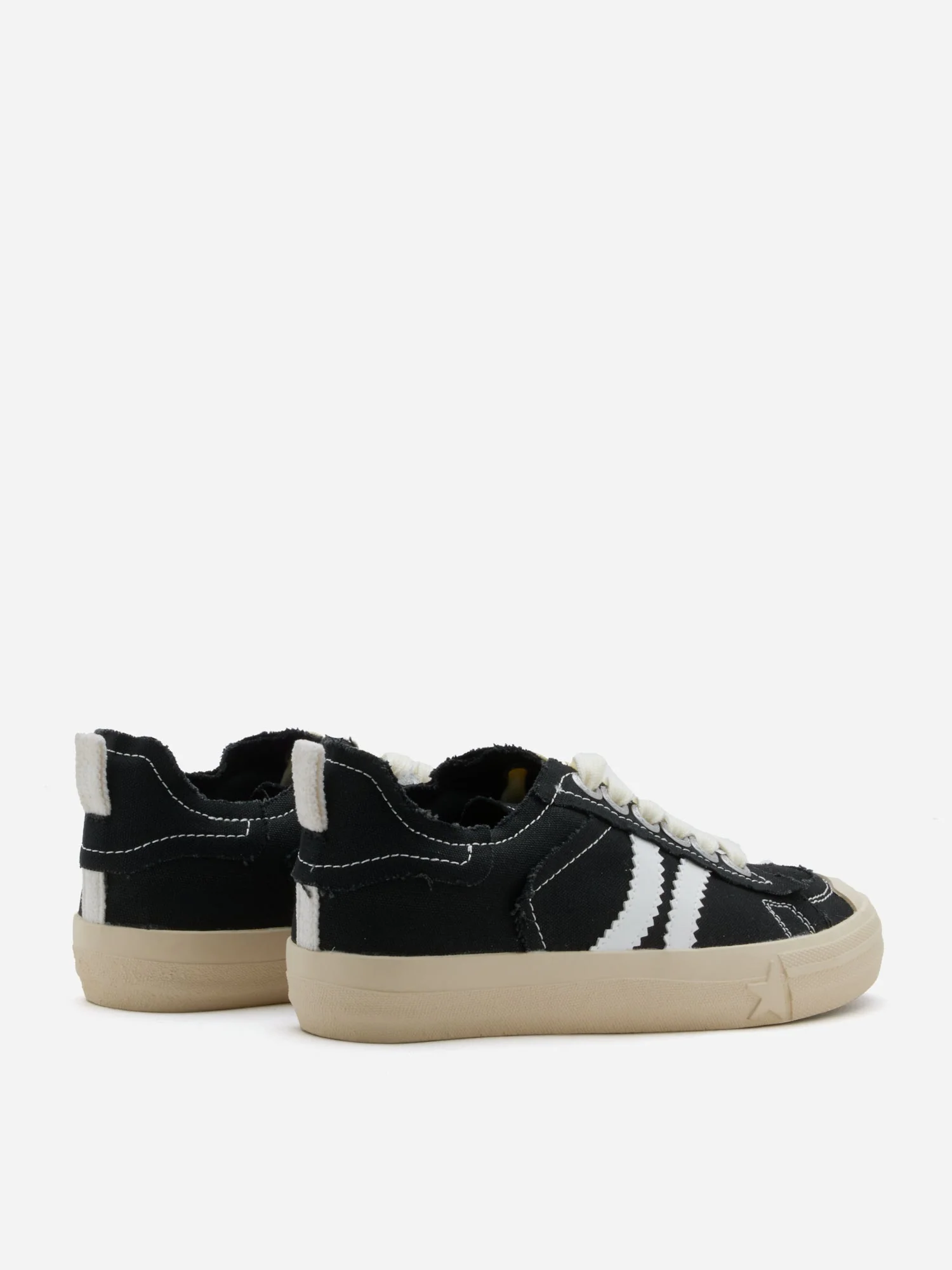 Claudi Asymmetric Stripe Frayed Sneakers - Image 14