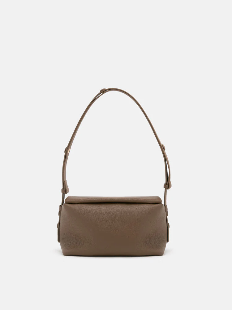 Thanee Slouchy Chained Leather Handbag - Image 4
