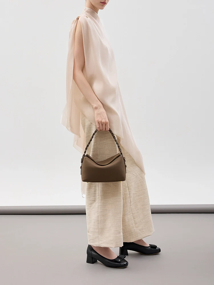 Thanee Slouchy Chained Leather Handbag - Image 5